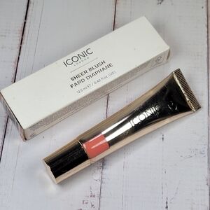 Iconic London Sheer Blush in Rose Riot BNIB